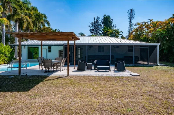 $4,200 | 54 Liberty Lane, Naples, FL 34112