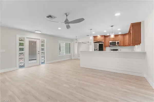 $4,200 | 54 Liberty Lane, Naples, FL 34112