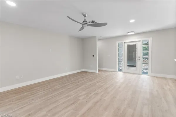 $4,200 | 54 Liberty Lane, Naples, FL 34112