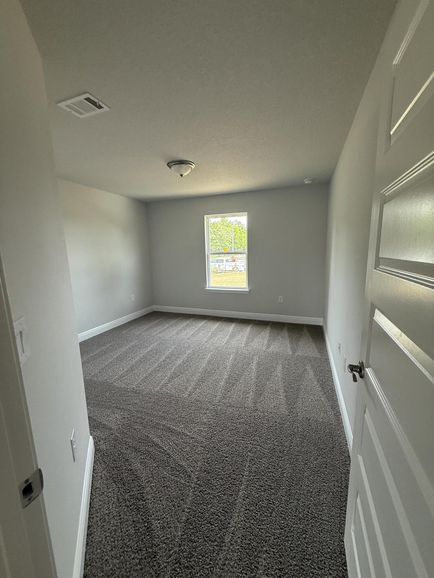 6000 Crocket Cove Crestview, FL 32539 - Photo 11 of 20 a view of room and window
