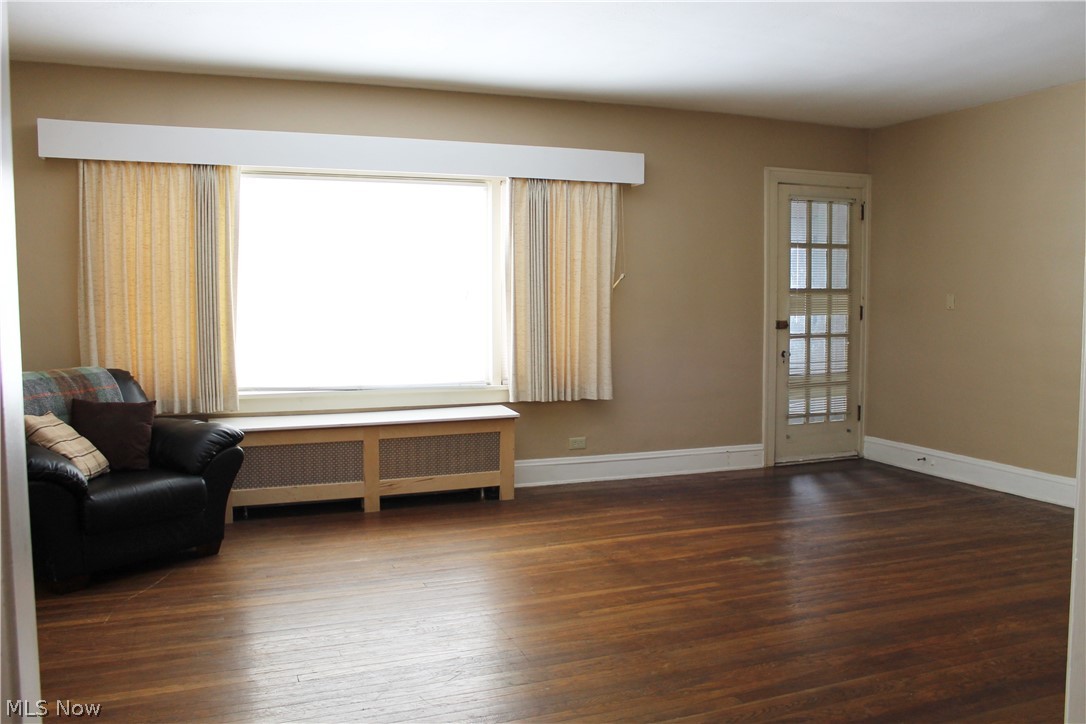 12937 Cedar Road Cleveland, OH 44118 - Photo 24 of 35 Gallery Image 24