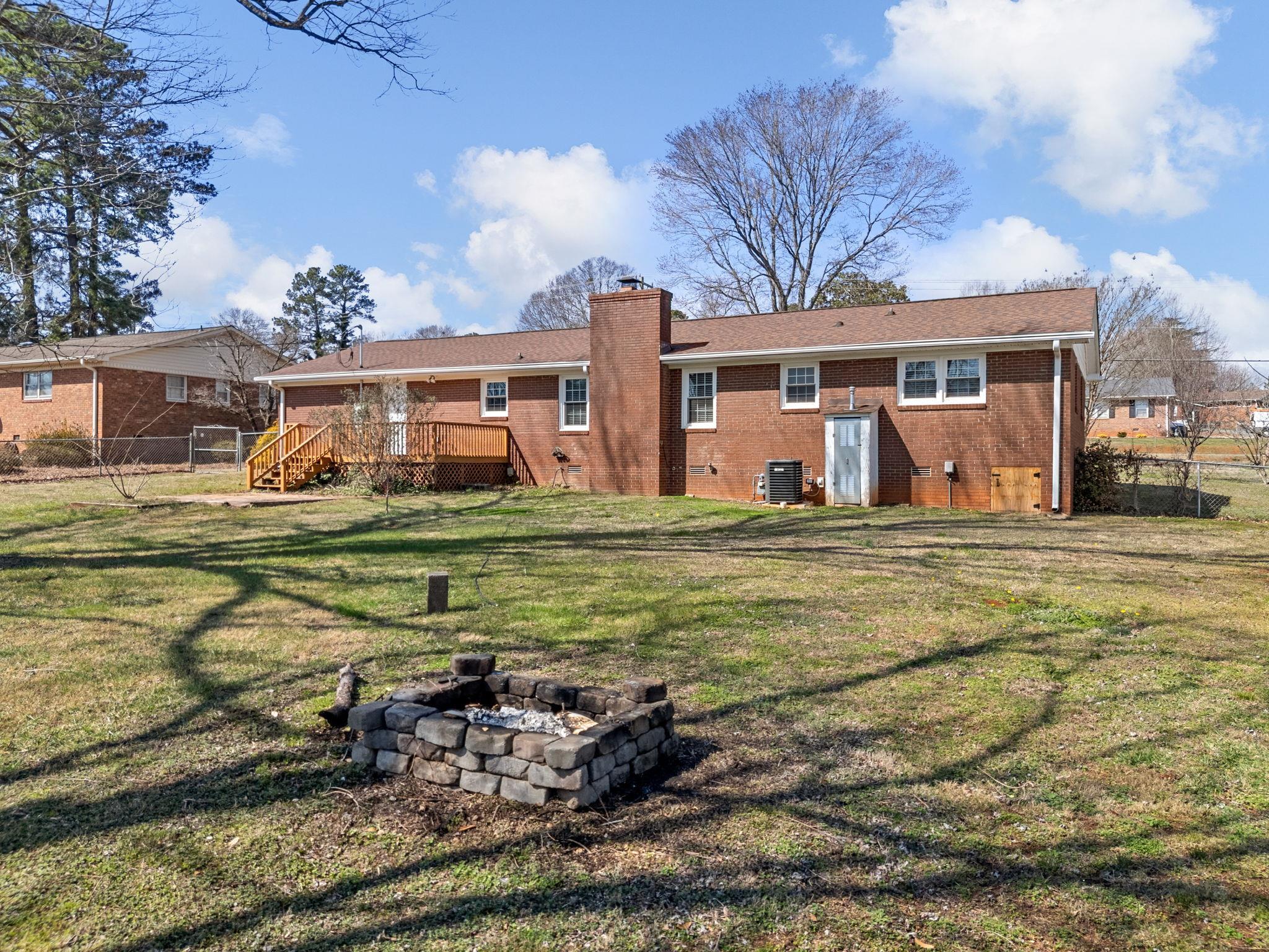 1313 Springfield Road Boiling Springs, SC 29316 - Photo 36 of 40 Gallery Image 36