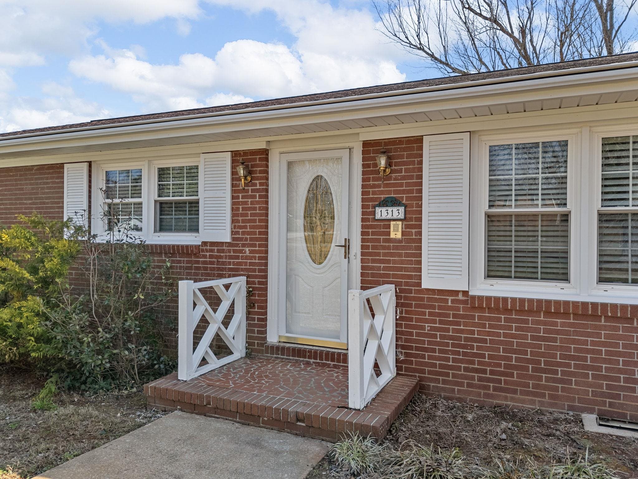 1313 Springfield Road Boiling Springs, SC 29316 - Photo 6 of 40 Gallery Image 6