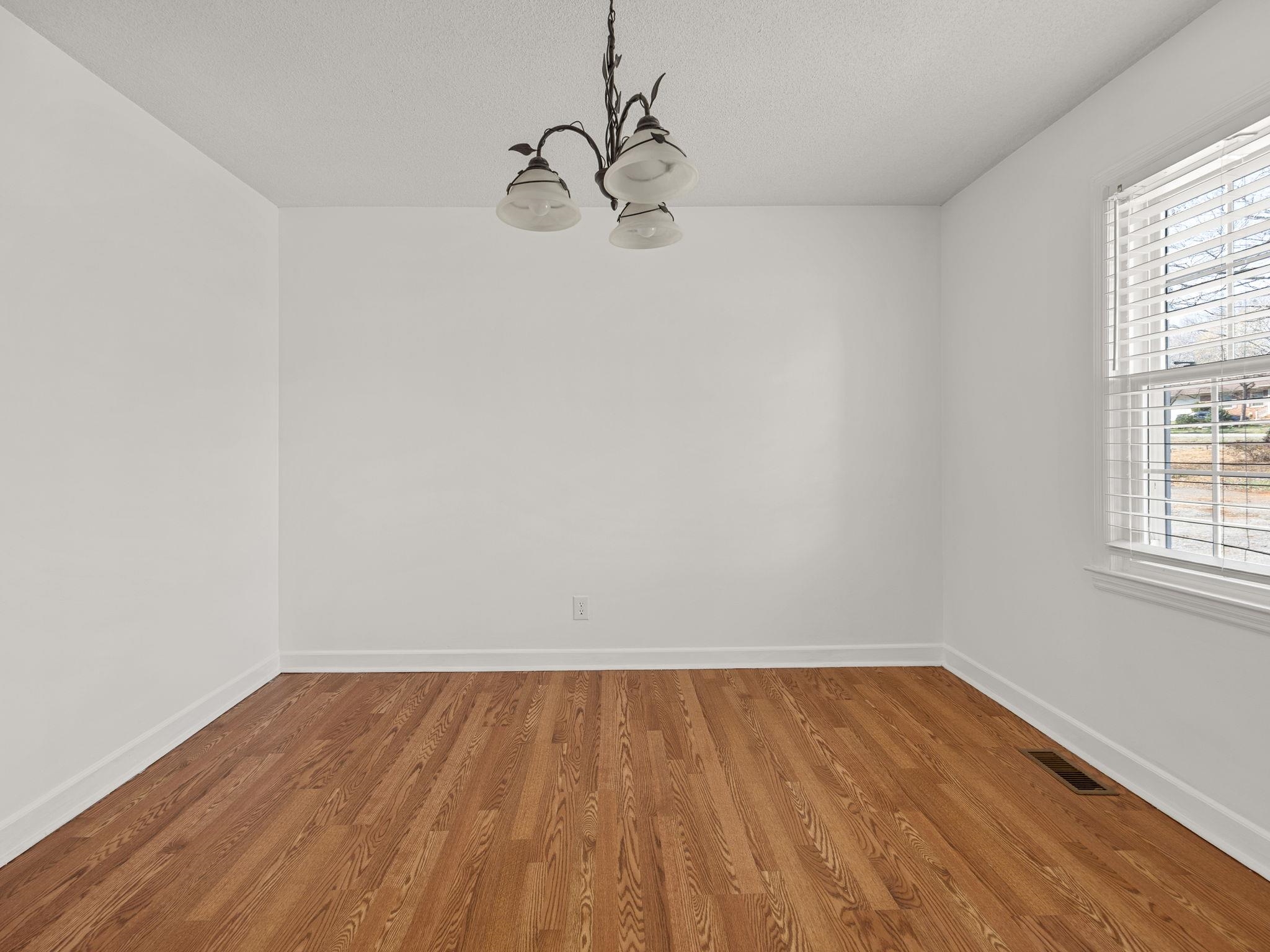 1313 Springfield Road Boiling Springs, SC 29316 - Photo 10 of 40 Gallery Image 10