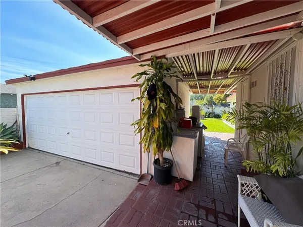 $799,999 | 7105 California Avenue, Bell, CA 90201