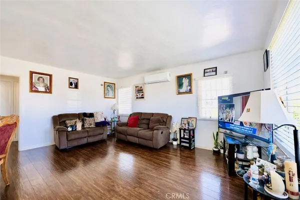 $799,999 | 7105 California Avenue, Bell, CA 90201