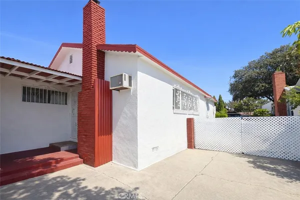 $799,999 | 7105 California Avenue, Bell, CA 90201