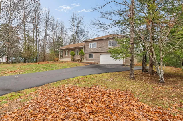 $329,000 | 33 Tallwood Drive, Milford, ME 04461