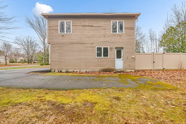 $329,000 | 33 Tallwood Drive, Milford, ME 04461