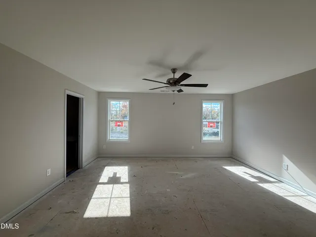 $349,950 | 22 East Emily Gardens Drive, Selma, NC 27576