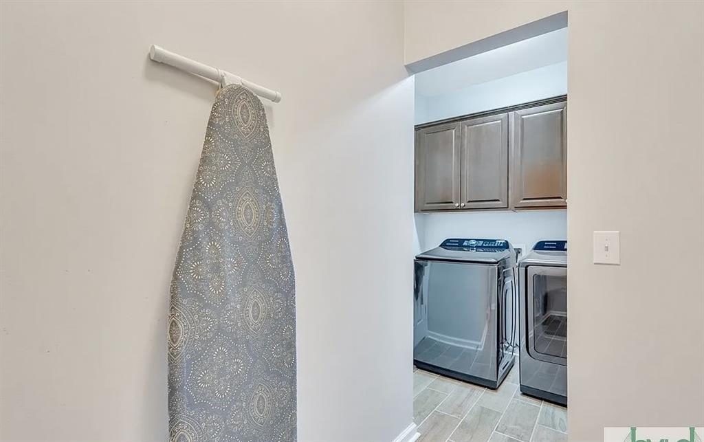 365 Southwilde Way Pooler, GA 31322 - Photo 23 of 50 a utility room with dryer and washer