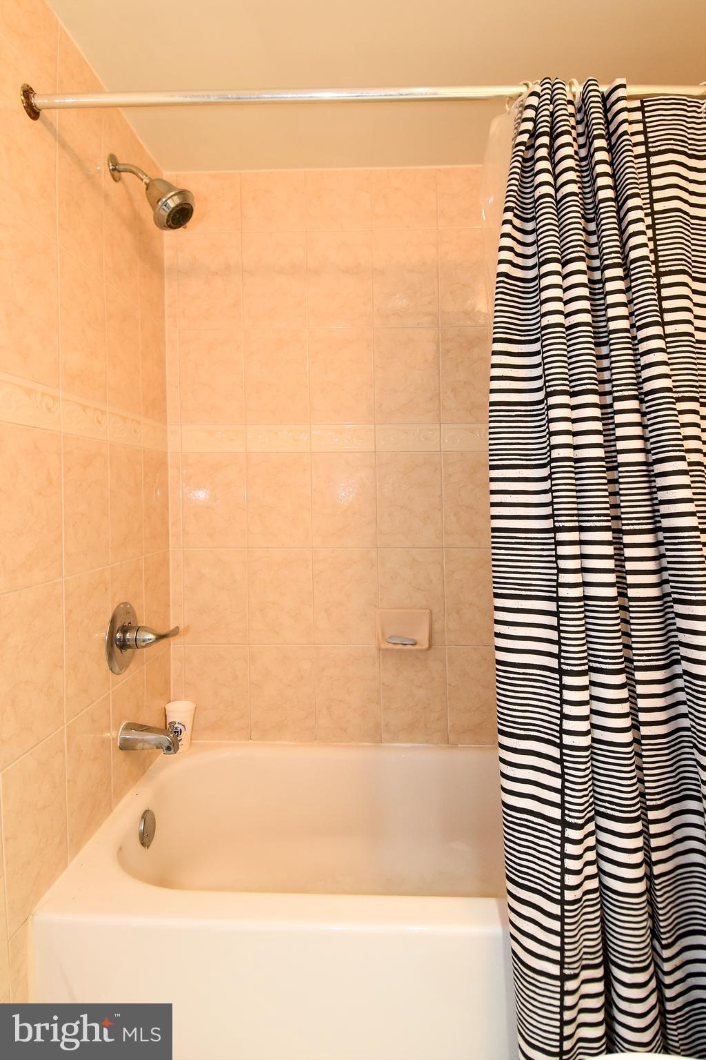 8310 Tobin Road, Unit 24 Annandale, VA 22003 - Photo 15 of 31