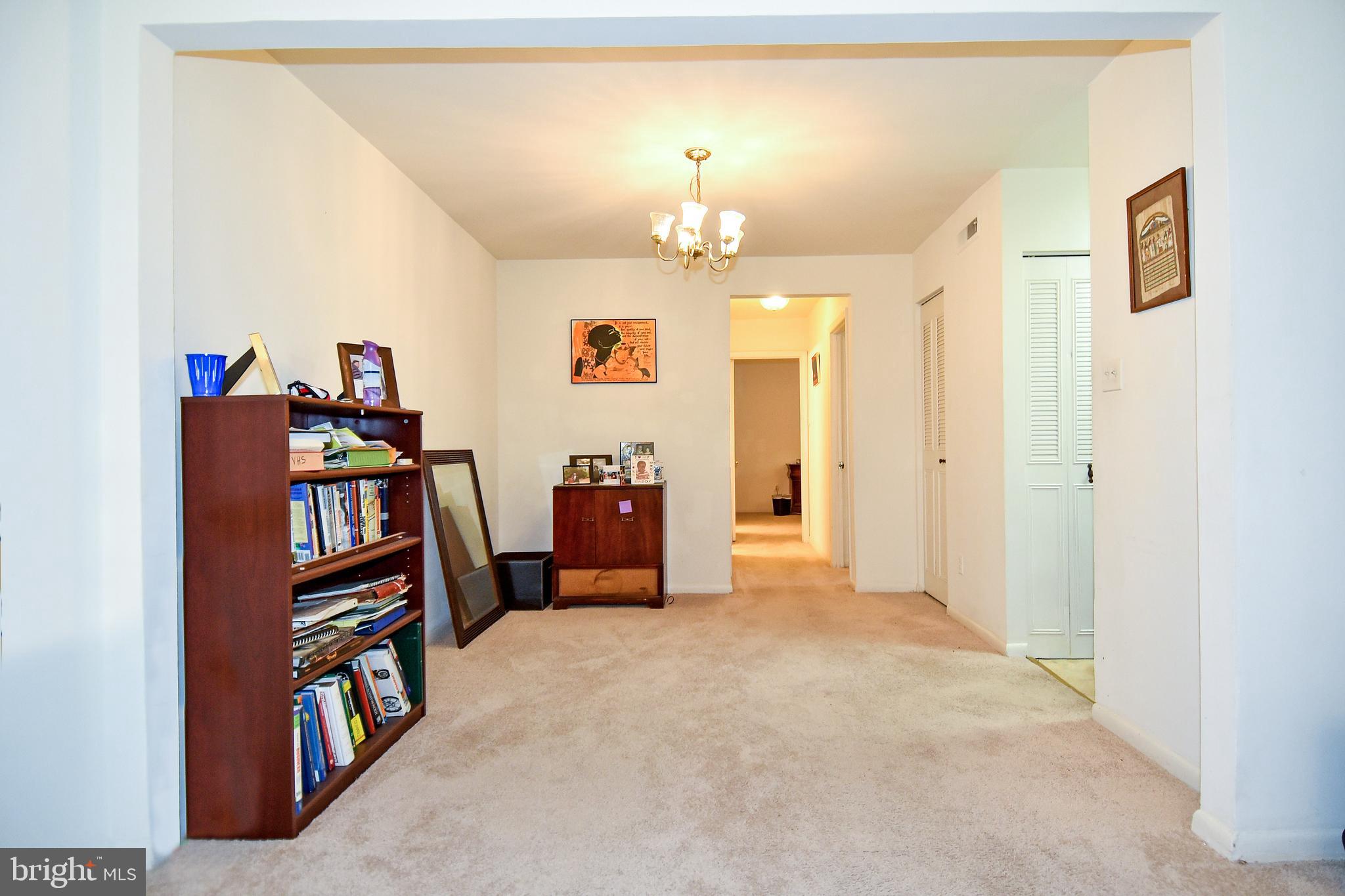 8310 Tobin Road, Unit 24 Annandale, VA 22003 - Photo 4 of 31