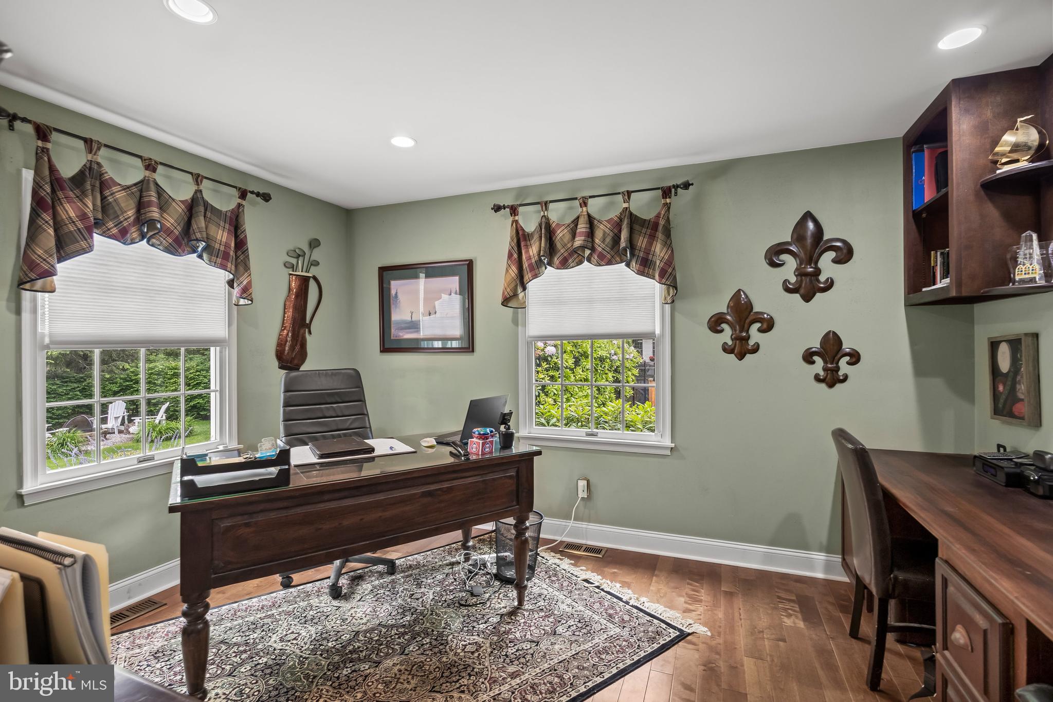 4 False Heather Way Medford, NJ 08055 - Photo 18 of 48 a living room with furniture and a window