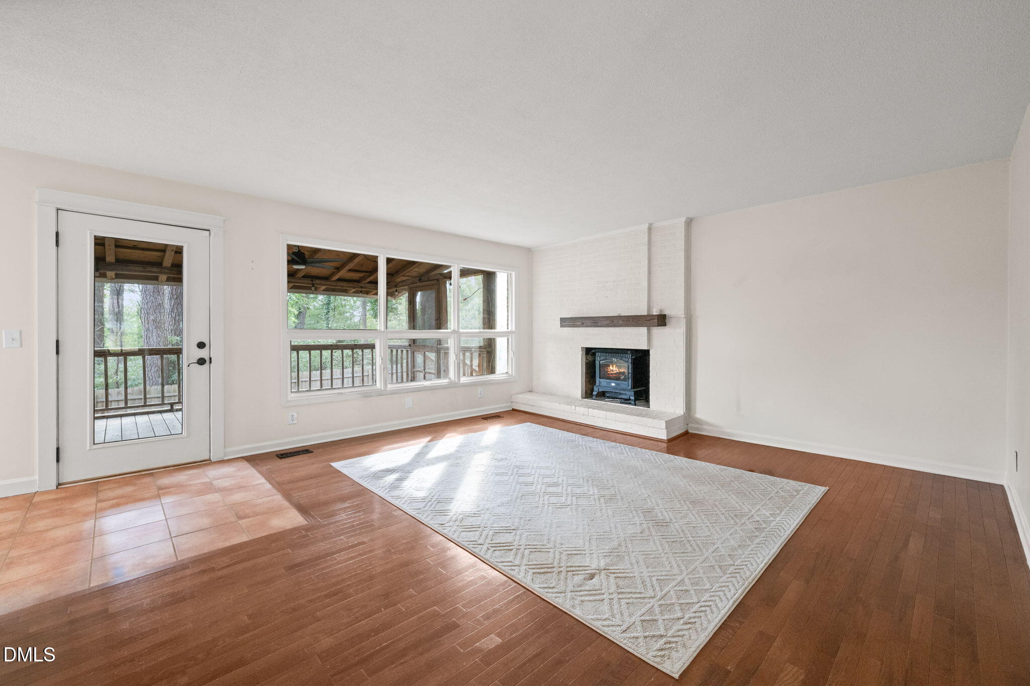 15 Abbey Road Chapel Hill, NC 27516 - Photo 7 of 42
