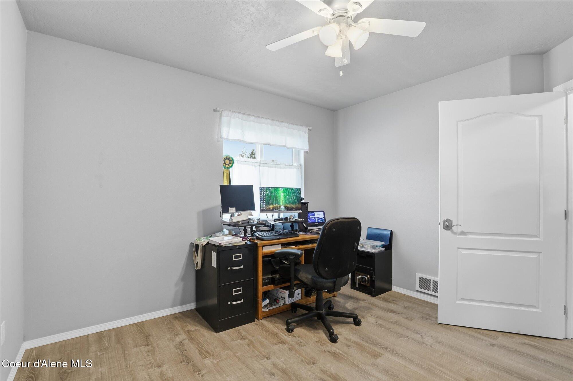 100 James Way Oldtown, ID 83822 - Photo 19 of 43 21-100 James Wy Rd