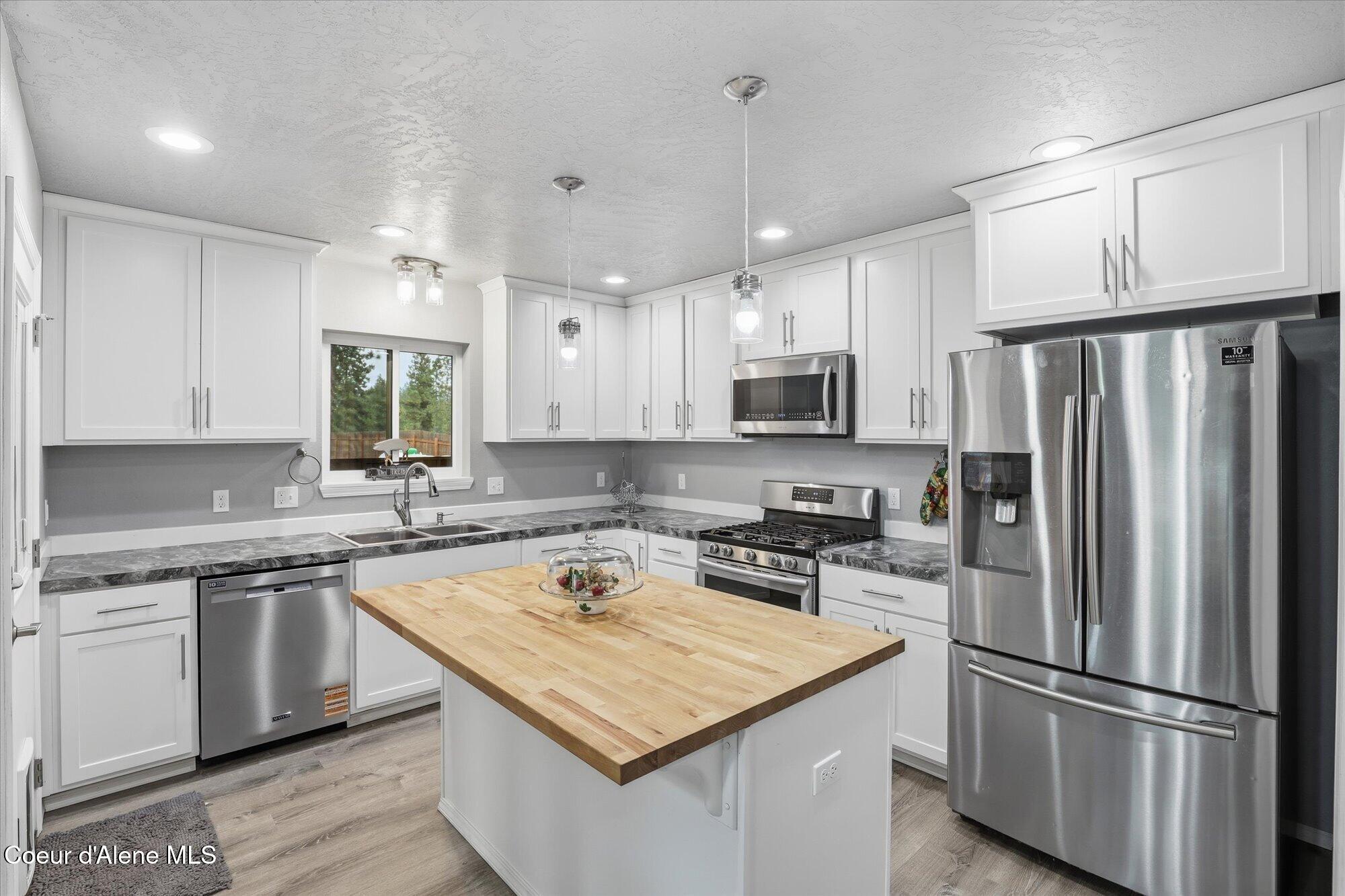 100 James Way Oldtown, ID 83822 - Photo 2 of 43 10-100 James Wy Rd