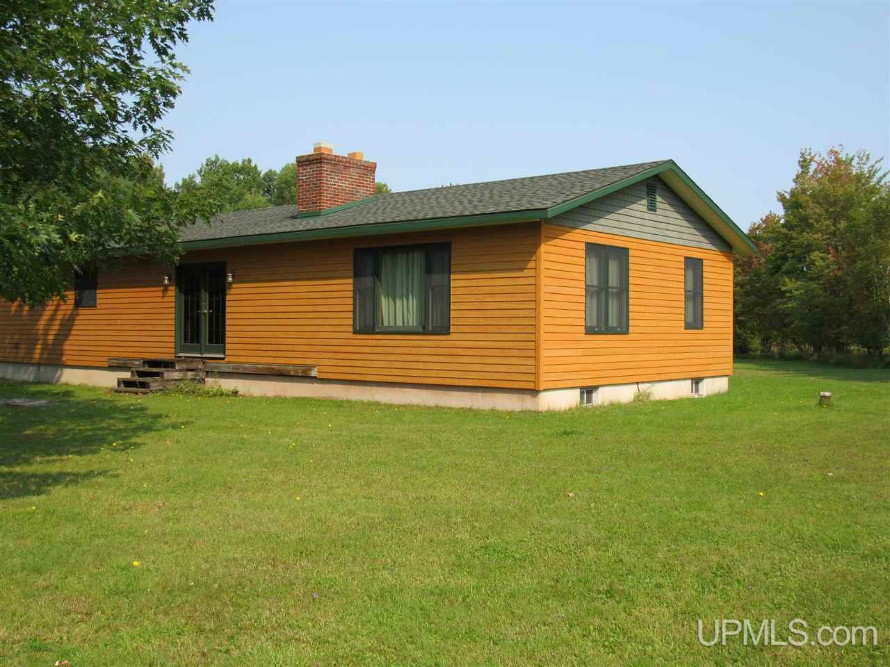 17357 Aura Road Lanse, MI 49946 - Photo 5 of 44 Gallery Image 5
