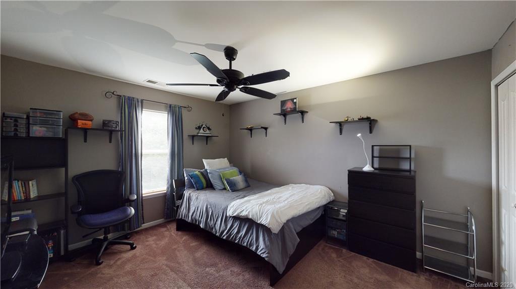 813 Harrier Road Charlotte, NC 28216 - Photo 23 of 46 Gallery Image 23