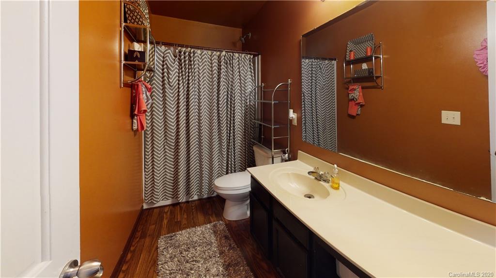 813 Harrier Road Charlotte, NC 28216 - Photo 25 of 46 Gallery Image 25