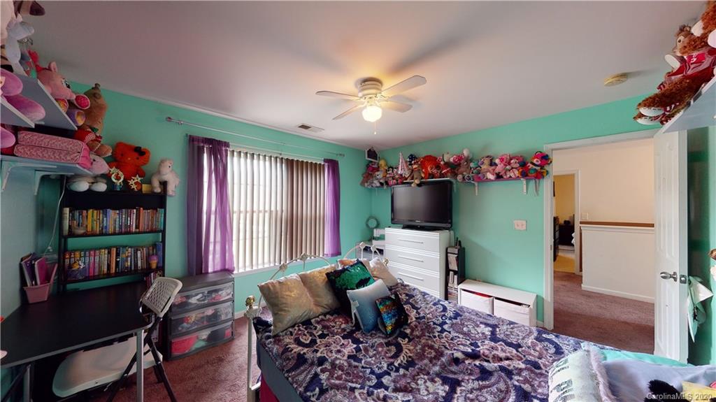 813 Harrier Road Charlotte, NC 28216 - Photo 29 of 46 Gallery Image 29