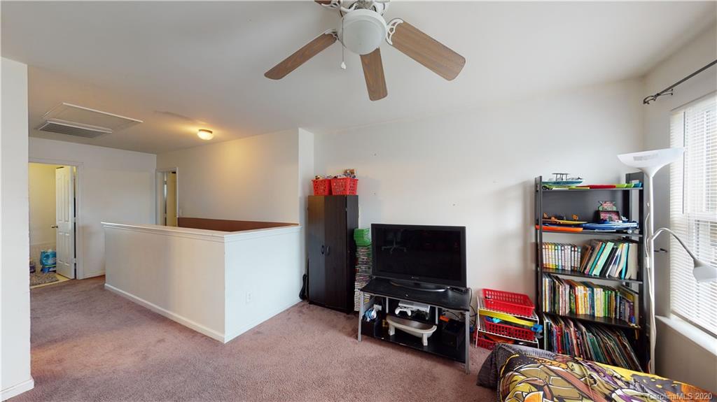 813 Harrier Road Charlotte, NC 28216 - Photo 33 of 46 Gallery Image 33