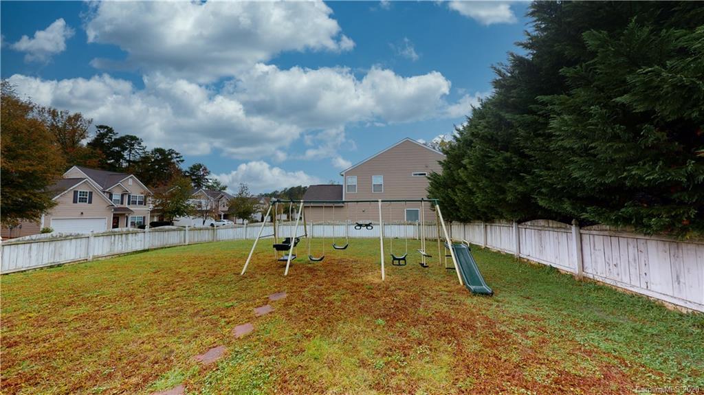 813 Harrier Road Charlotte, NC 28216 - Photo 46 of 46 Gallery Image 46