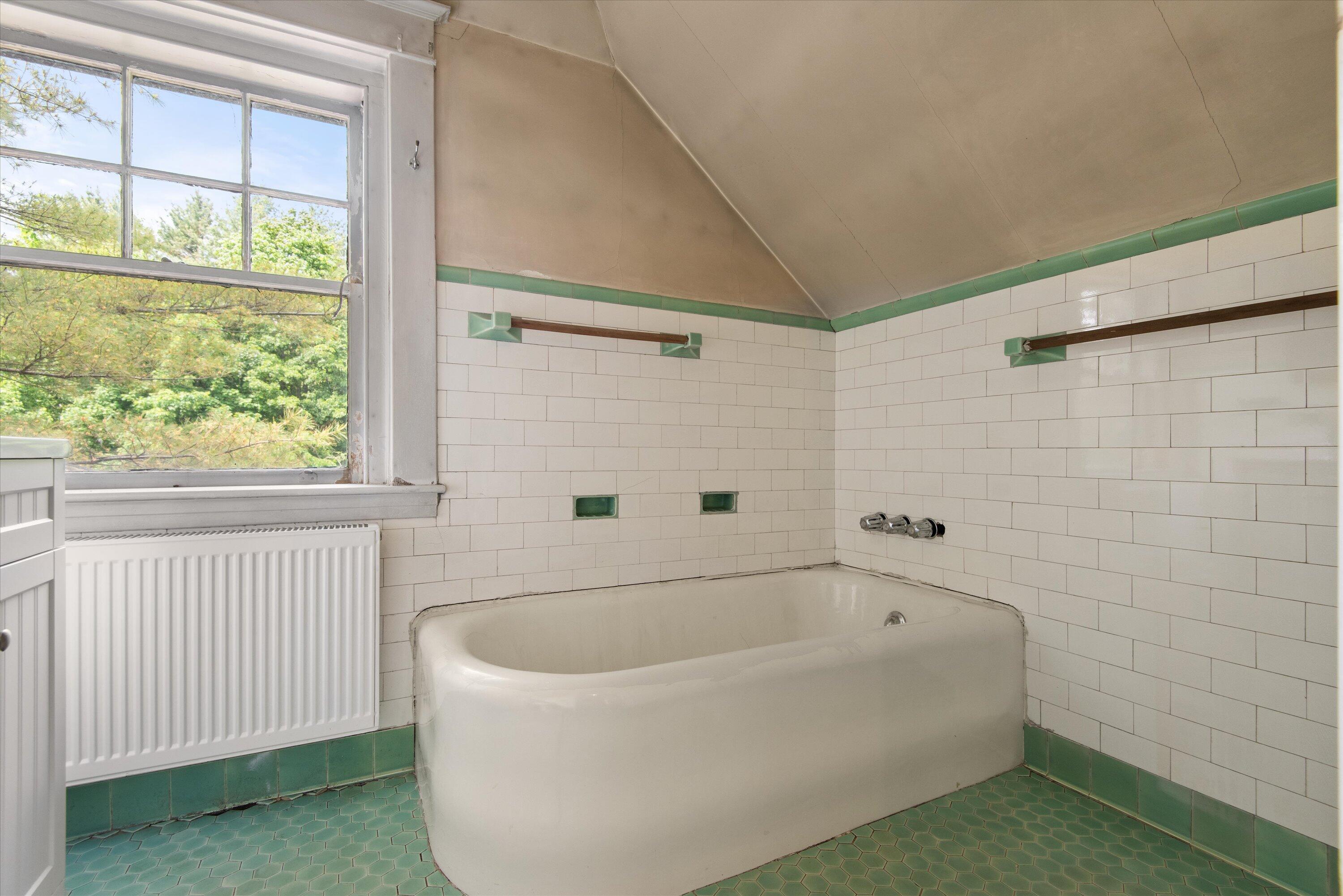 1320 State Street Veazie, ME 04401 - Photo 24 of 30 24-Bath 1