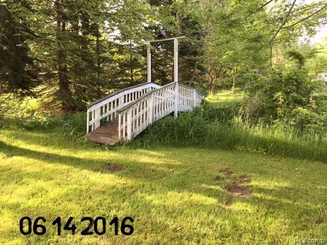 7086 Galbraith Line Road Lexington, MI 48450 - Photo 4 of 33 IMG_0103.JPG