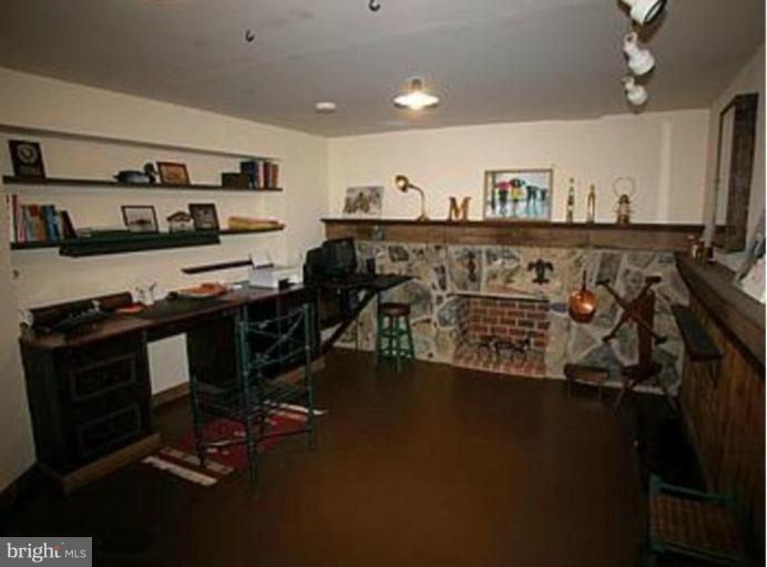 2469 Bear Den Road Frederick, MD 21701 - Photo 10 of 22 Interior (General)