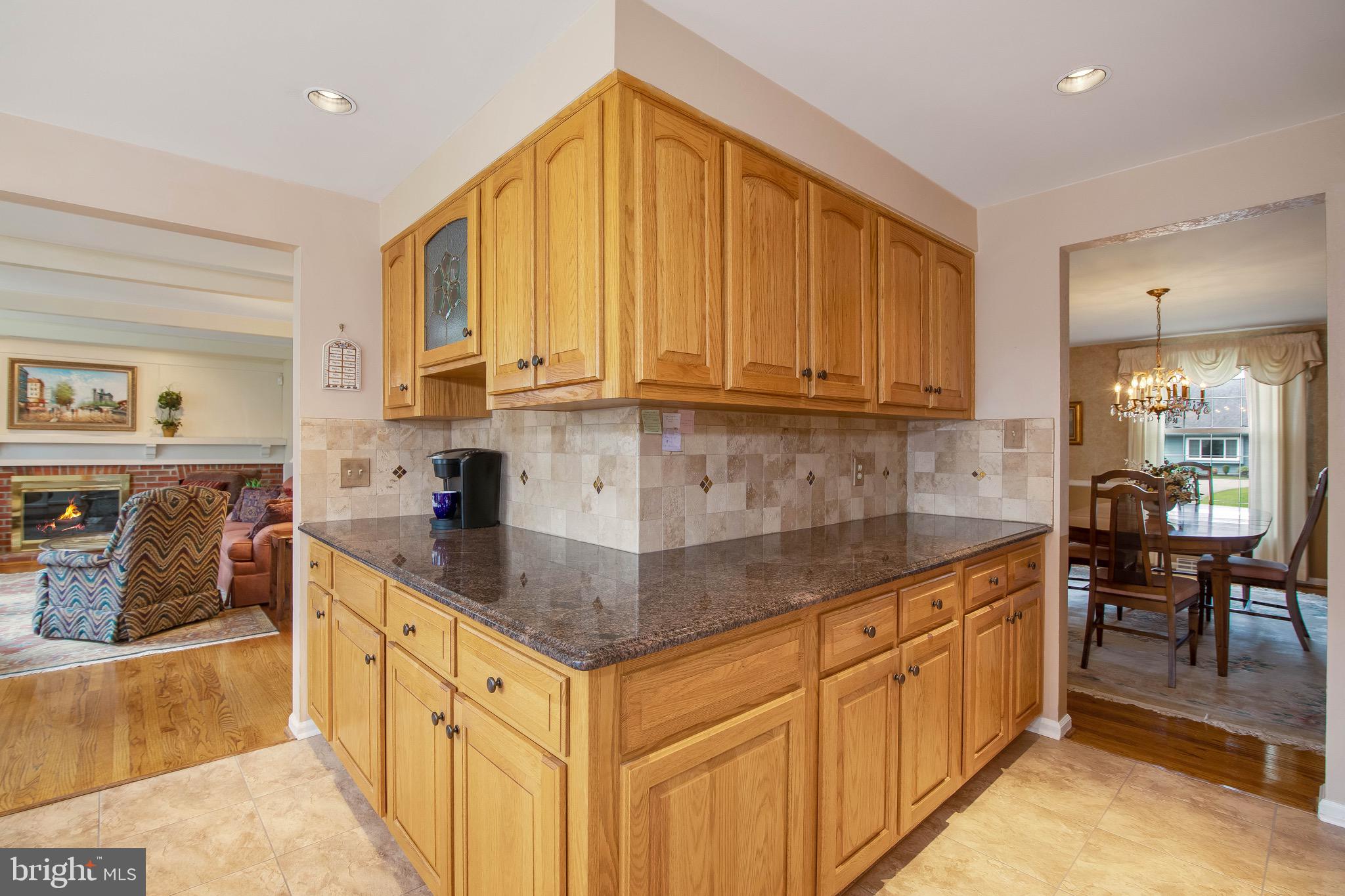 111 Partree Road Cherry Hill, NJ 08003 - Photo 13 of 40 Eat-in Kitchen