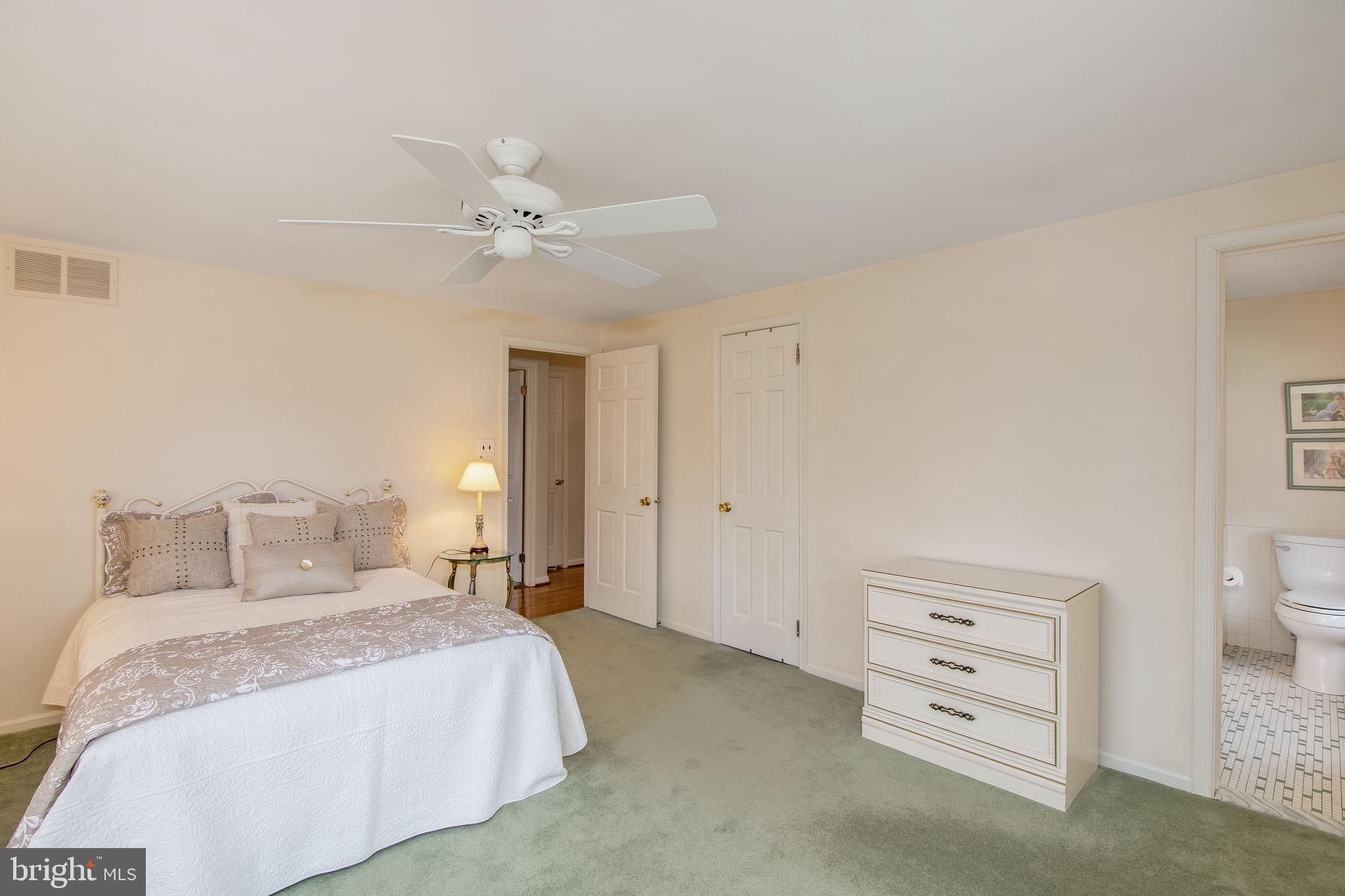111 Partree Road Cherry Hill, NJ 08003 - Photo 23 of 40 Princess Suite