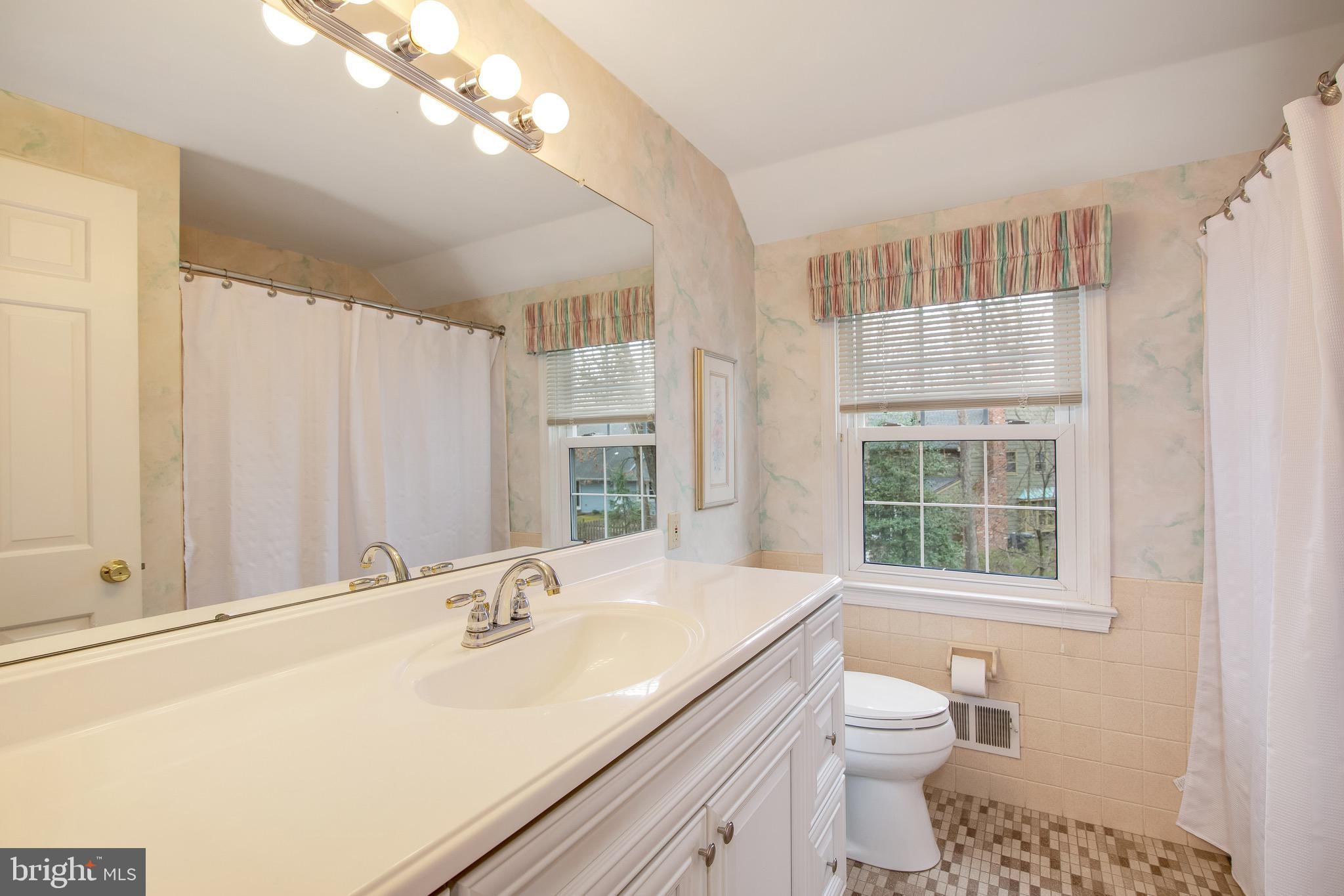 111 Partree Road Cherry Hill, NJ 08003 - Photo 33 of 40 Bathroom