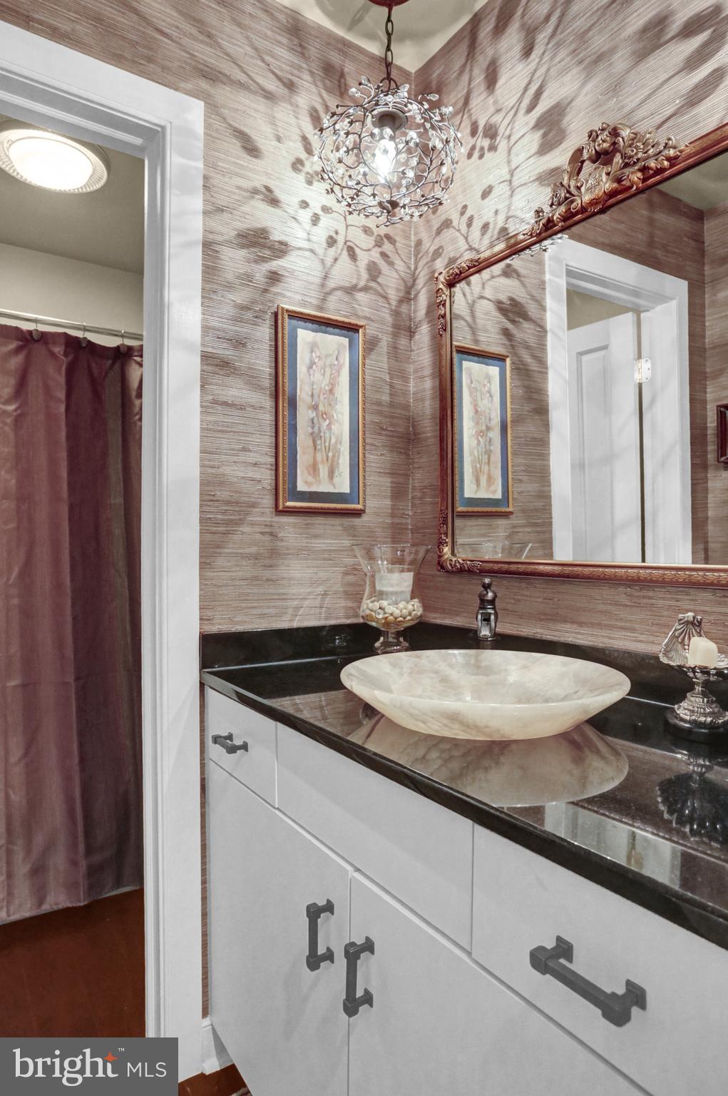 4 Forest Road Mohnton, PA 19540 - Photo 36 of 52 lst floor bath