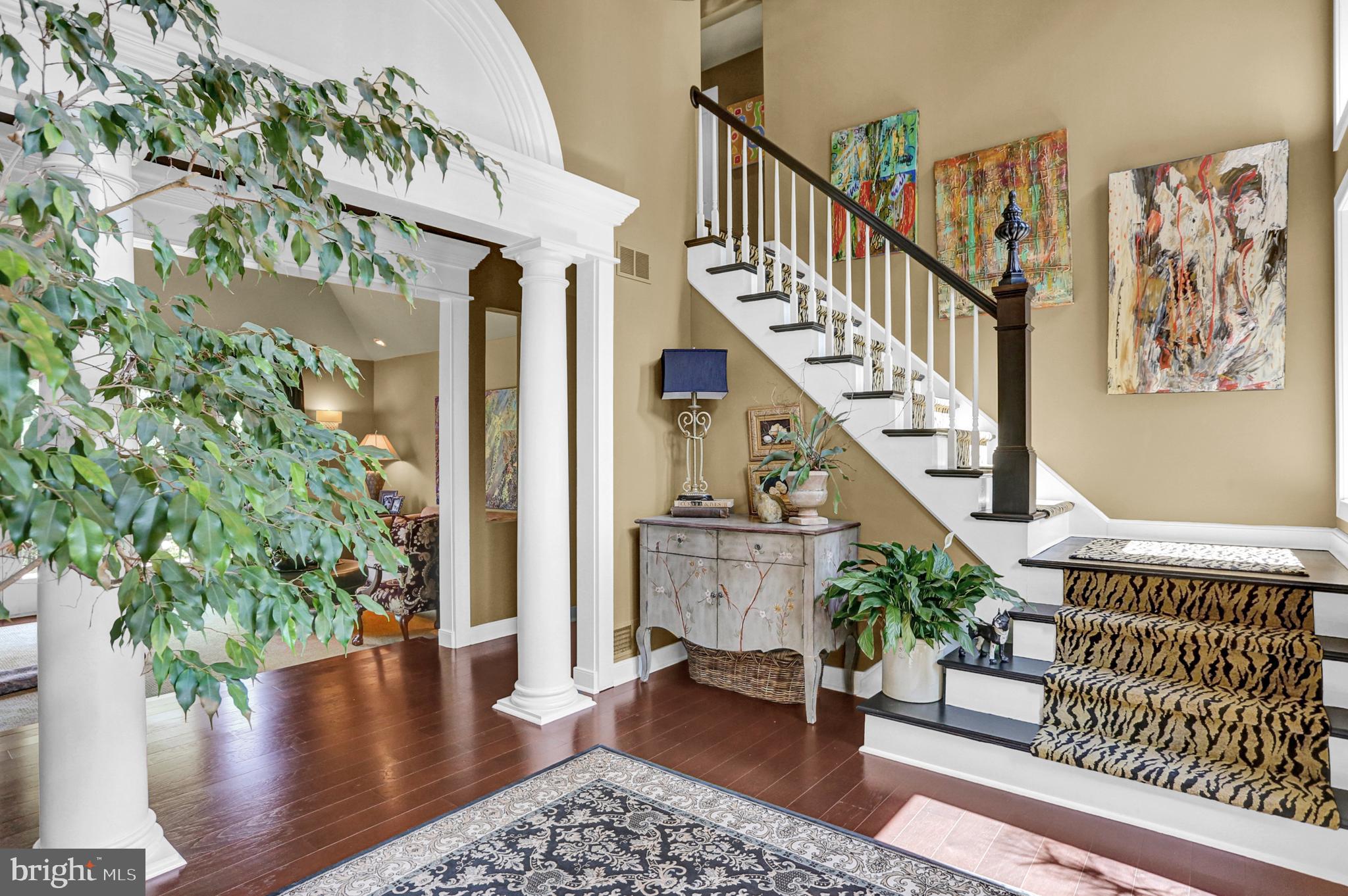 4 Forest Road Mohnton, PA 19540 - Photo 4 of 52 Open Foyer