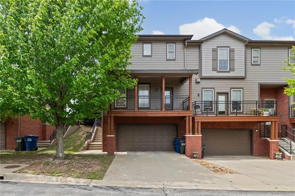 $275,000 | 5245 Overland Drive, Unit B22, Lawrence, KS 66049
