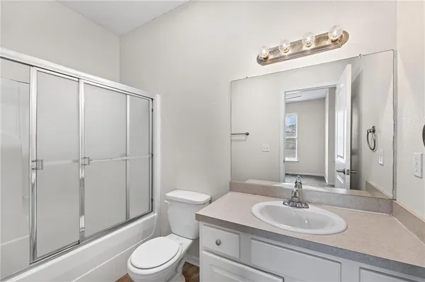 $275,000 | 5245 Overland Drive, Unit B22, Lawrence, KS 66049