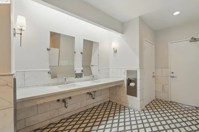 $649,000 | 565 Bellevue Avenue, Unit 2505, Oakland, CA 94610