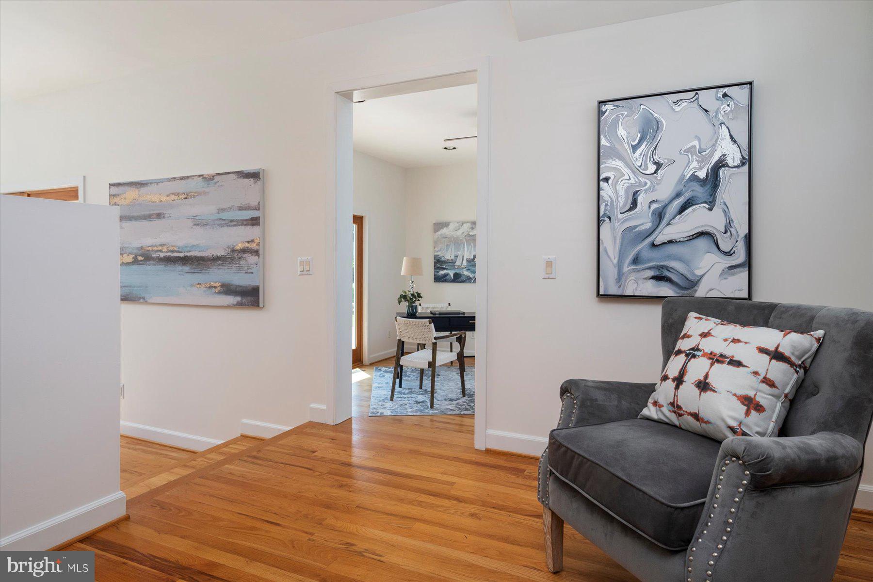 514 Fourth Street Annapolis, MD 21403 - Photo 5 of 40 Reading nook