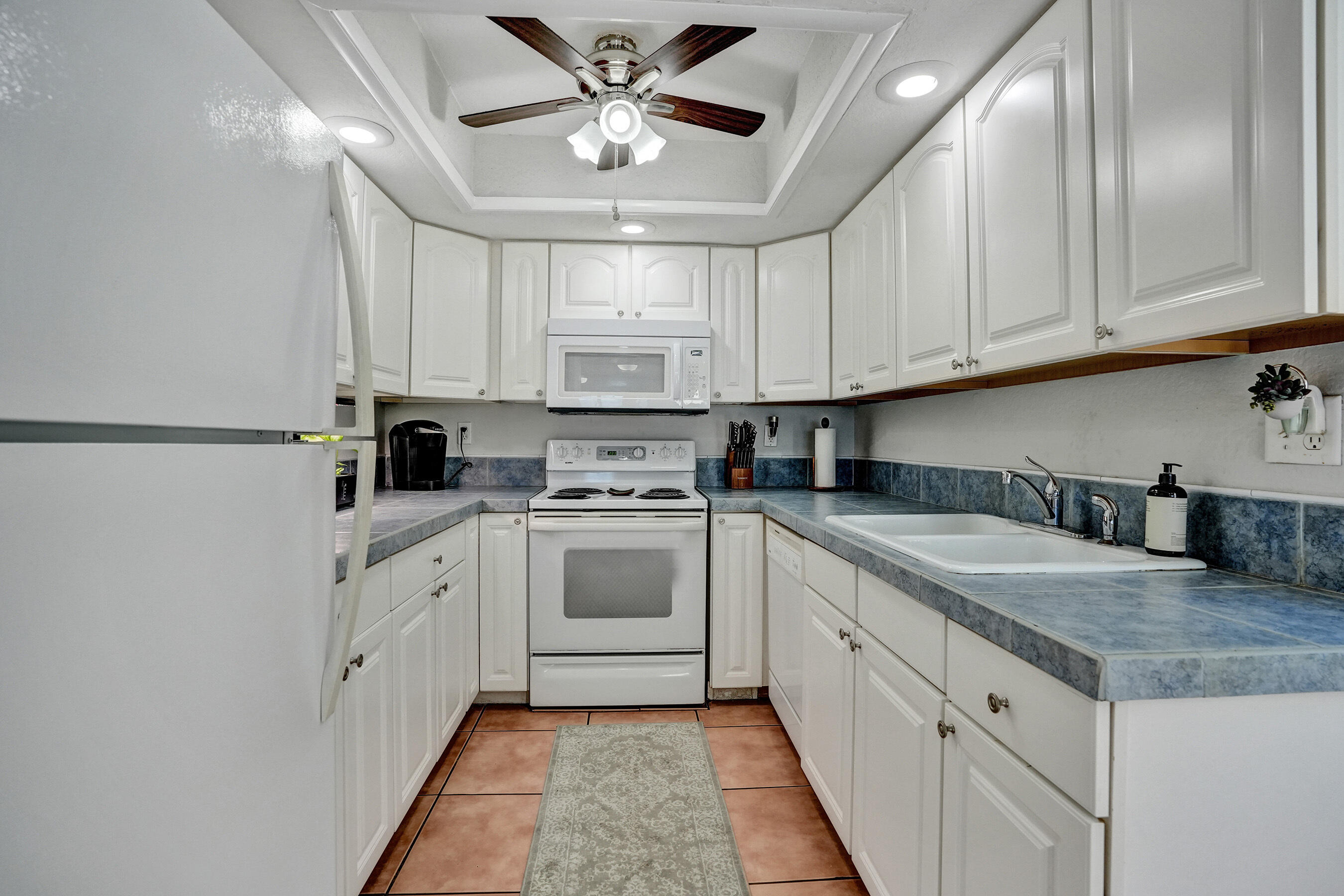 400 Wilma Circle, Unit 201 Riviera Beach, FL 33404 - Photo 21 of 56 DSC08017