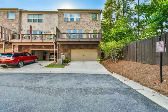 a house view with a outdoor space