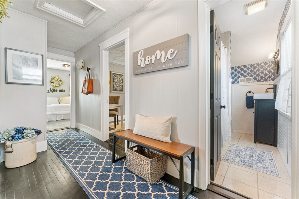 13 Gordon Street Worcester, MA 01604 - Photo 20 of 38 Gallery Image 20