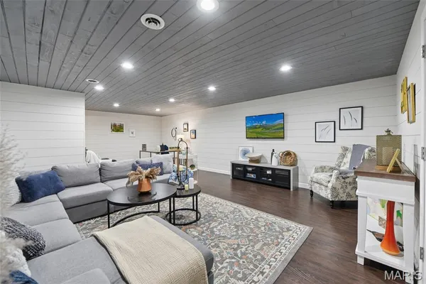 $539,500 | 324 Bramtonn Place, Arnold, MO 63010