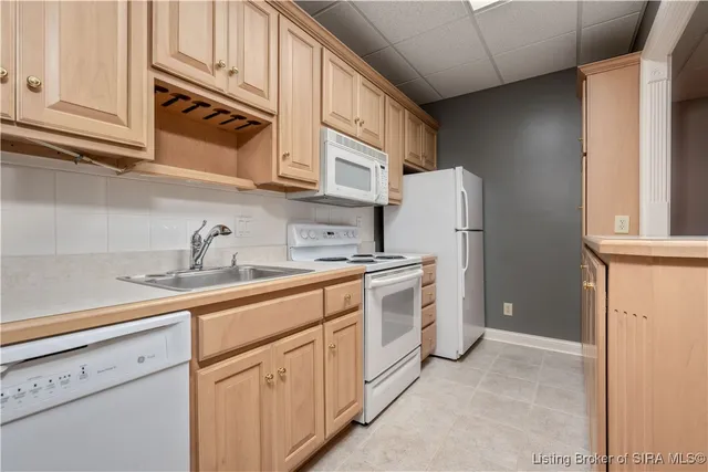 $650,000 | 5034 Bent Creek Drive, Floyds Knobs, IN 47119