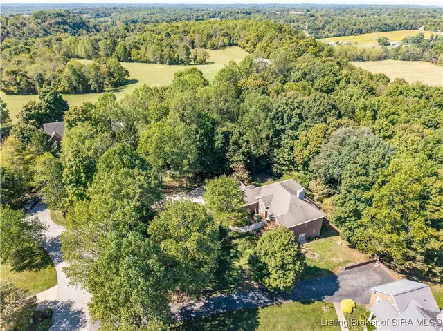 $650,000 | 5034 Bent Creek Drive, Floyds Knobs, IN 47119