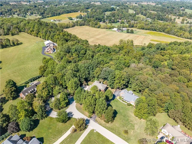 $650,000 | 5034 Bent Creek Drive, Floyds Knobs, IN 47119
