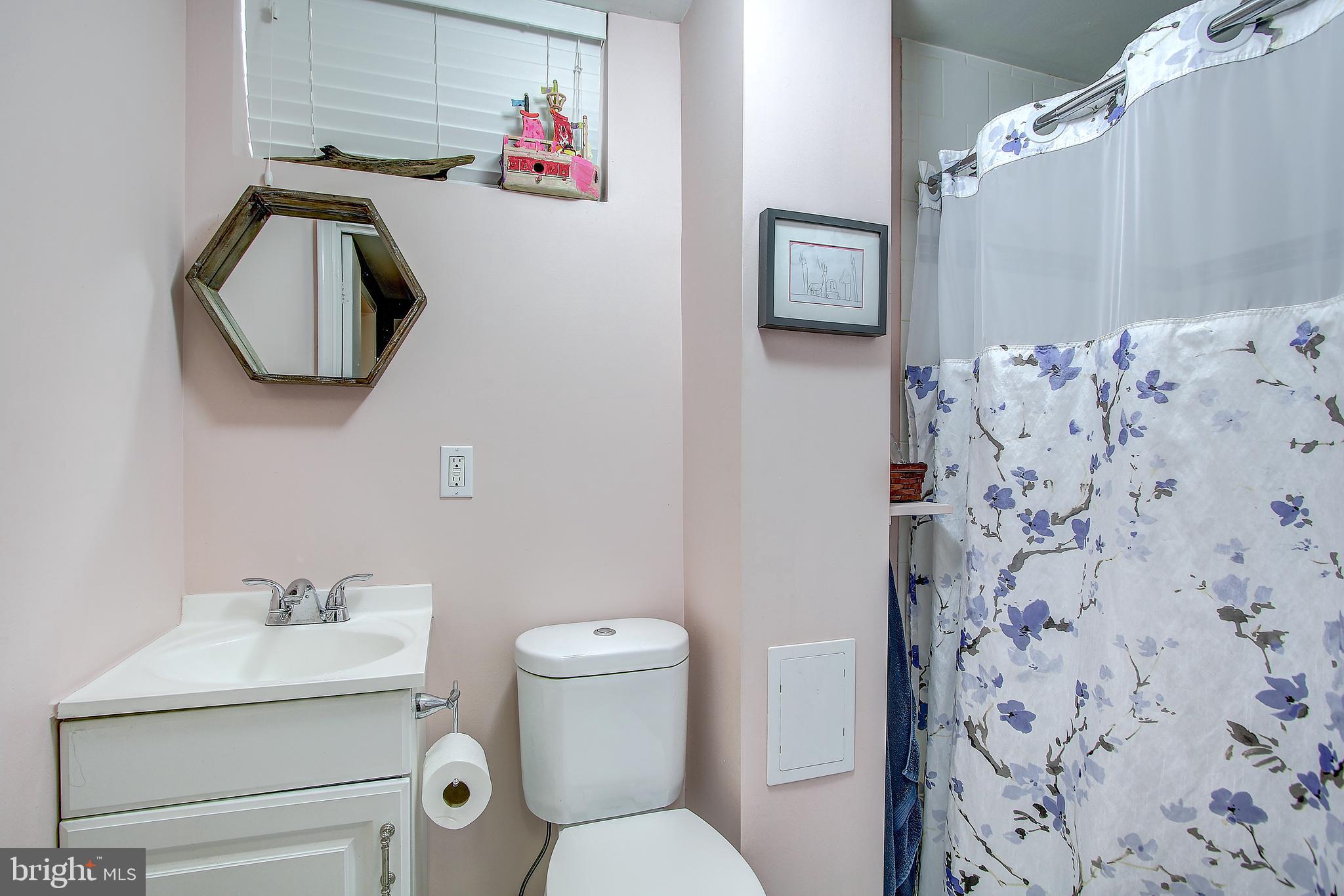 1505 Sanford Road Silver Spring, MD 20902 - Photo 35 of 48 Gallery Image 35