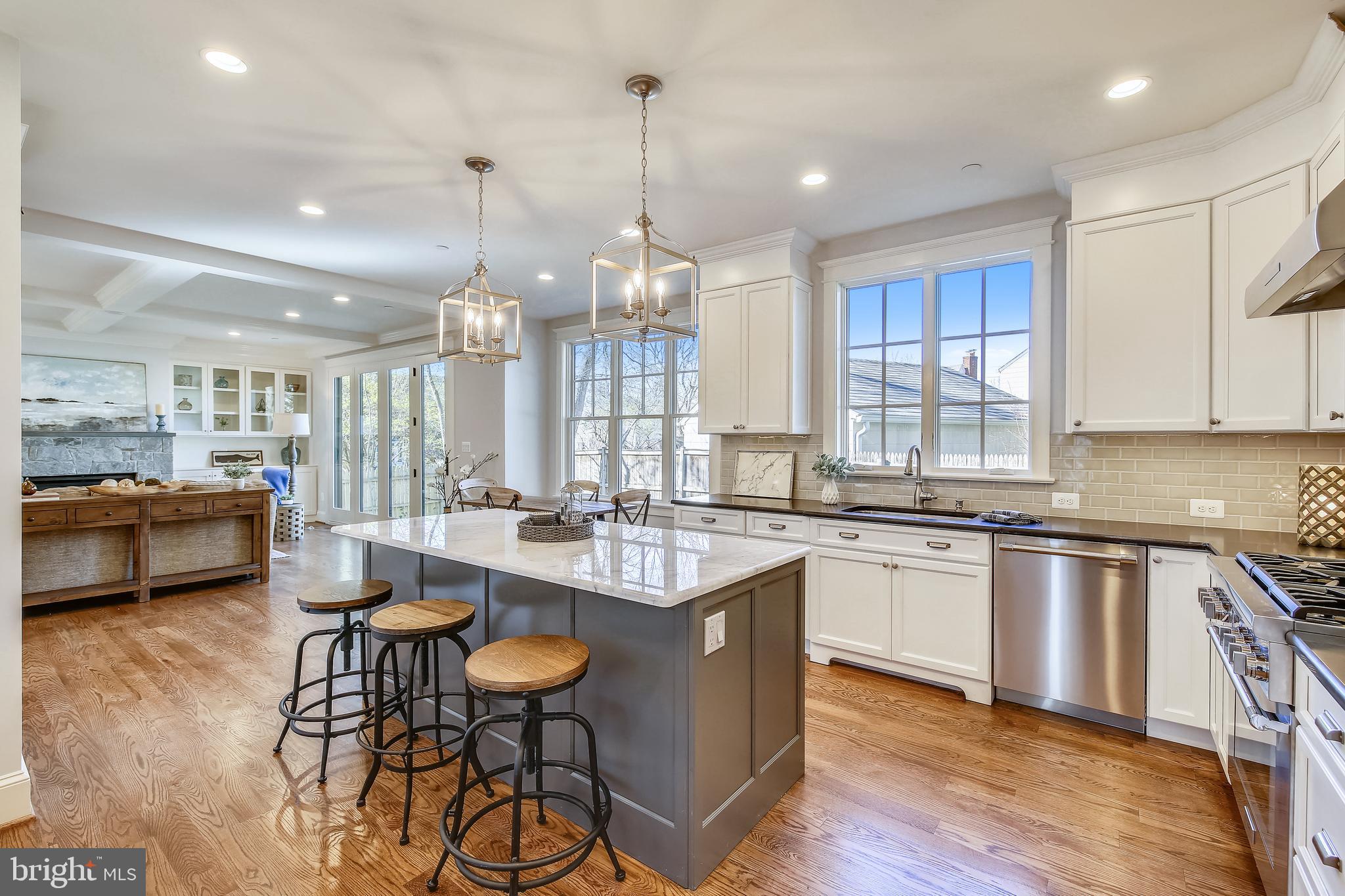 4537 Fairfield Drive Bethesda, MD 20814 - Photo 9 of 80