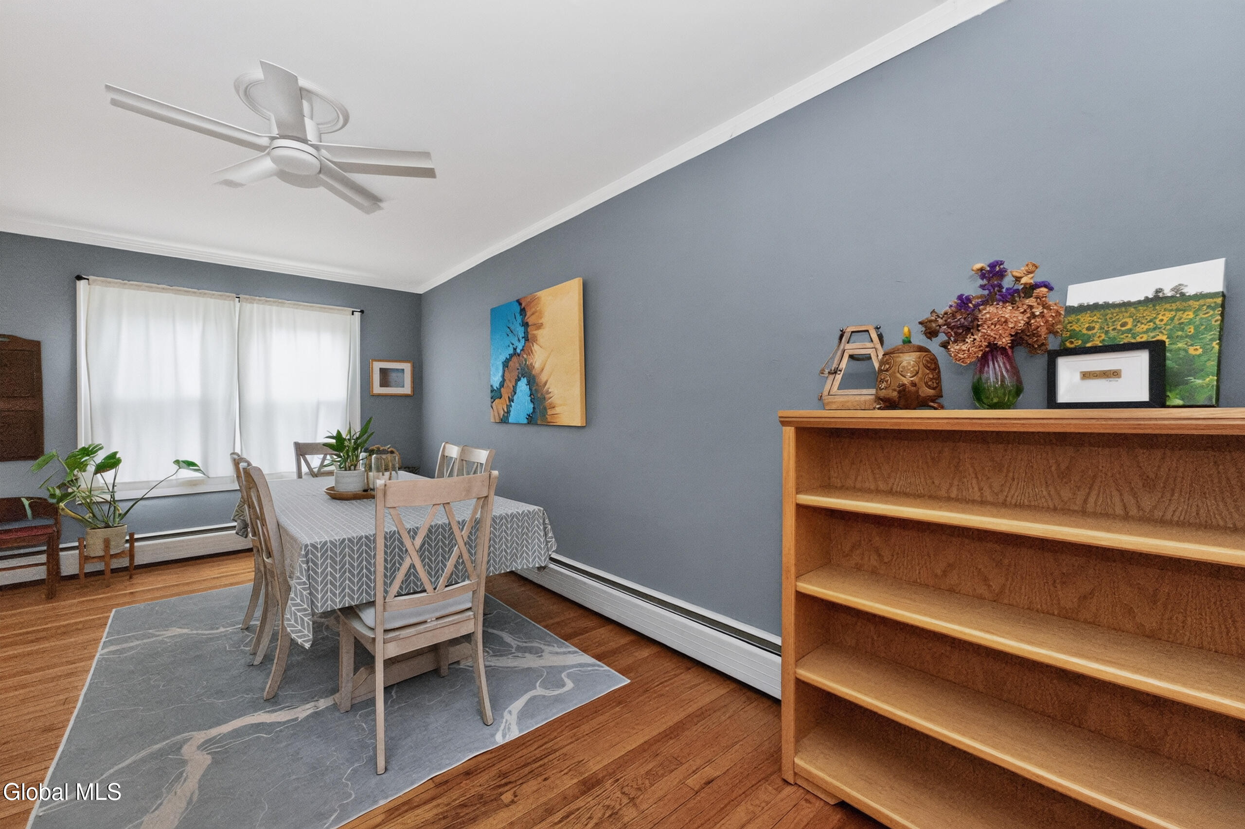 806 Curry Road Rotterdam, NY 12306 - Photo 14 of 39 3 Diningroom 1
