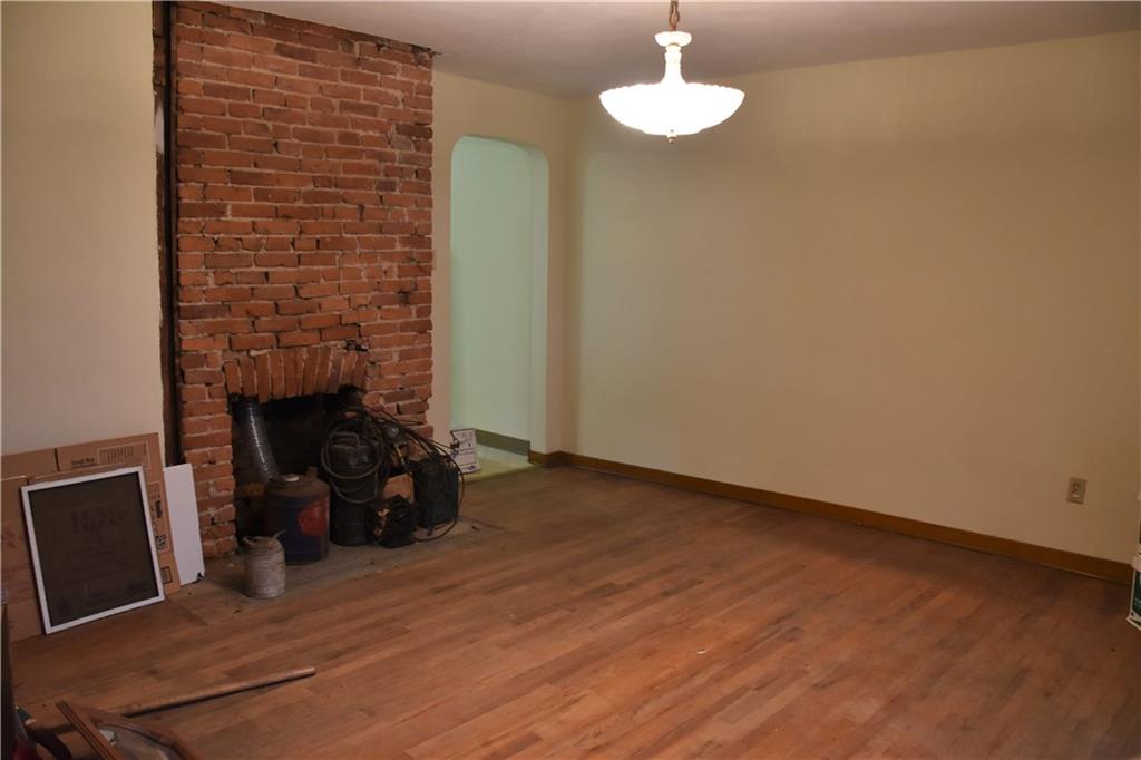 45 May Avenue McKees Rocks, PA 15136 - Photo 10 of 25